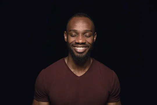 问鼎娱乐团队精神